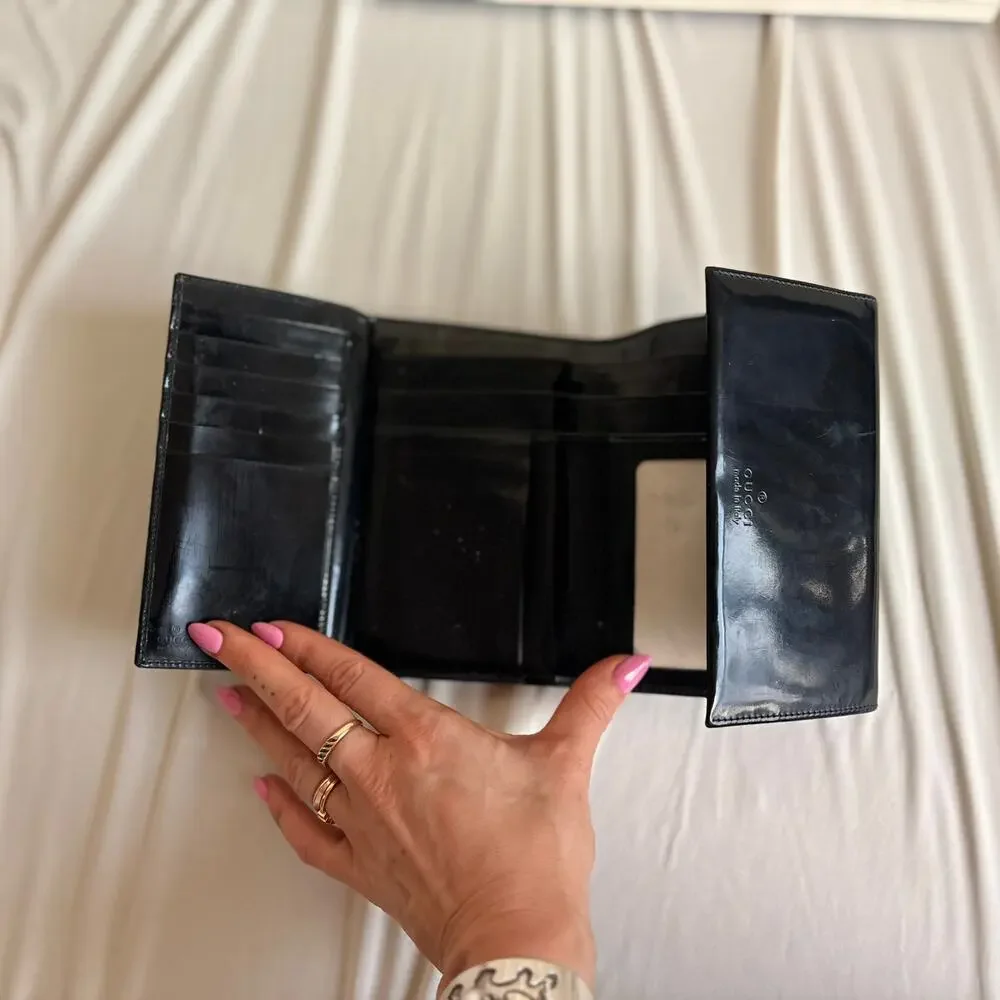 Vintage 90s Tom Ford Era Gucci Patent Logo Wallet - Black, Trifold